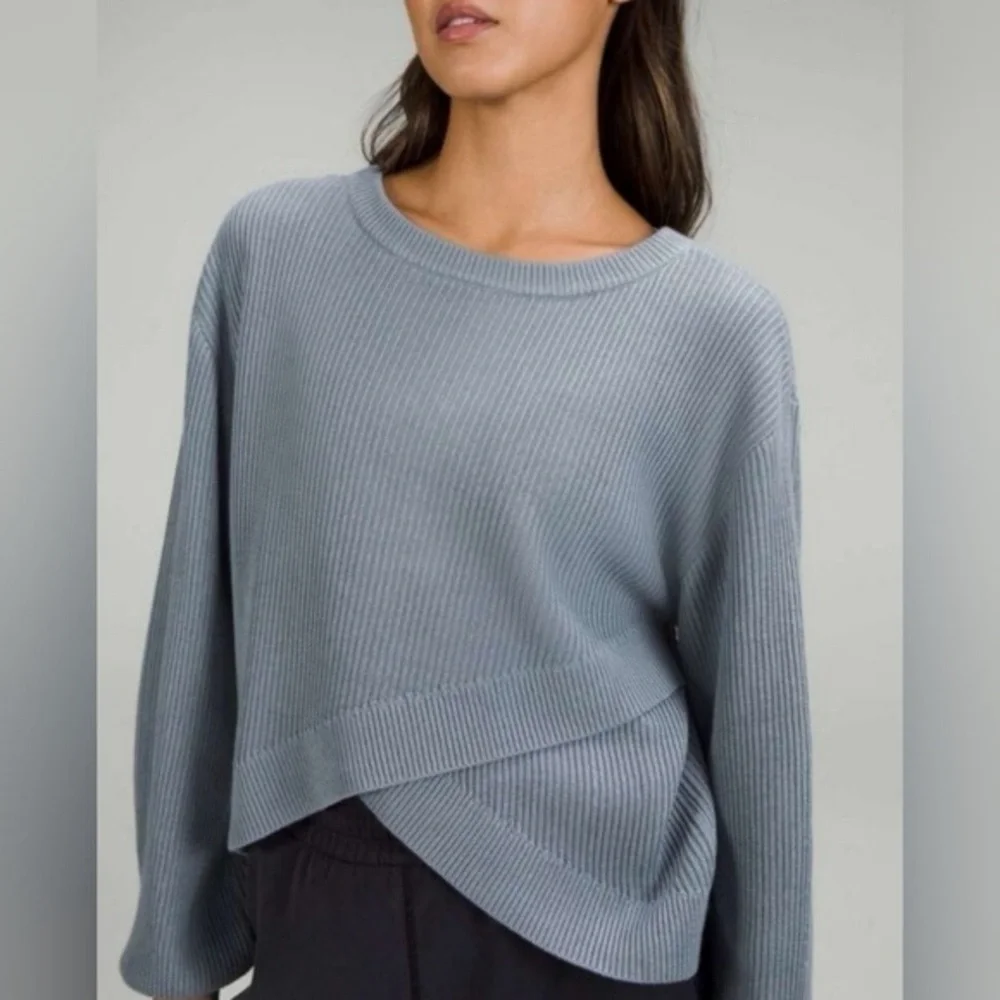 lululemon Reversible Crossover Sweater Blue Chambray Cashmere Blend Sz 12